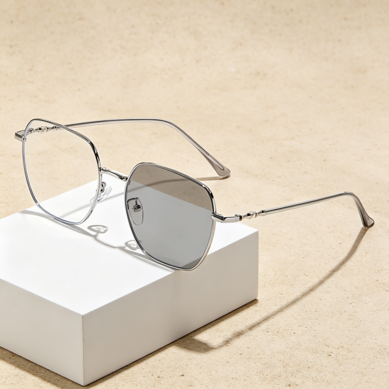 Square Frame Women's Photochro - Mens Fashion Discord 评论和价格
