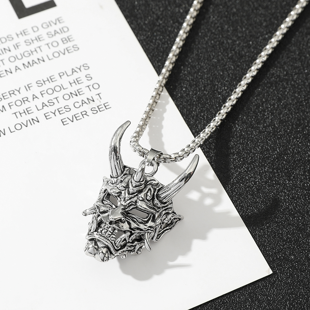 Handsome Rascal Ghost Mask Pen - Men'S Fashion Necklaces 评论和价格