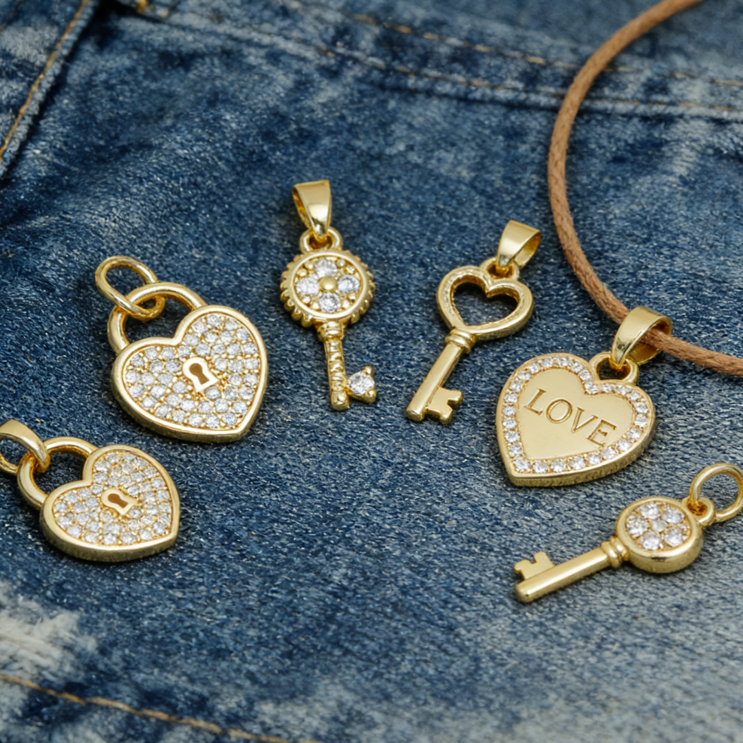 4Pcs Pendants Brass Cubic Zirc - Men'S Fashion Necklaces 评论和价格